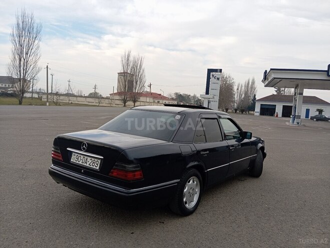 Mercedes E 250 1994, 692,669 km - 2.5 l - Lənkəran
