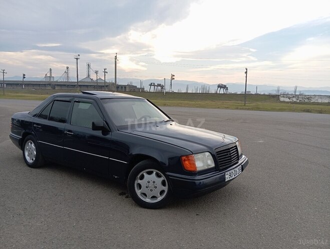 Mercedes E 250 1994, 692,669 km - 2.5 l - Lənkəran