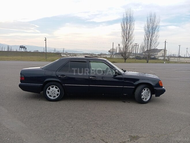 Mercedes E 250 1994, 692,669 km - 2.5 l - Lənkəran