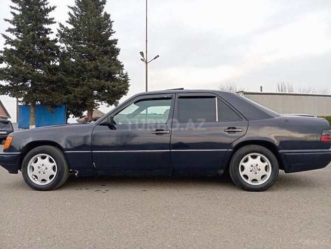 Mercedes E 250 1994, 692,669 km - 2.5 l - Lənkəran