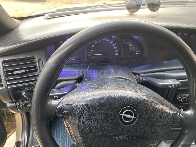 Opel Vectra 1997, 410,000 km - 1.8 л - Bakı