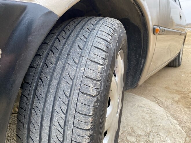 Opel Vectra 1997, 410,000 km - 1.8 л - Bakı