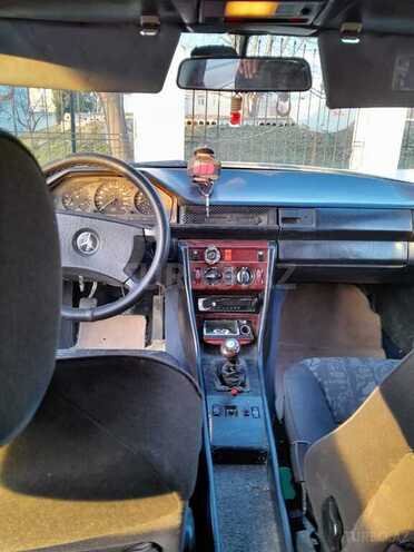 Mercedes E 230 1989, 222,222 km - 2.3 l - Göyçay