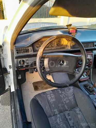 Mercedes E 230 1989, 222,222 km - 2.3 l - Göyçay