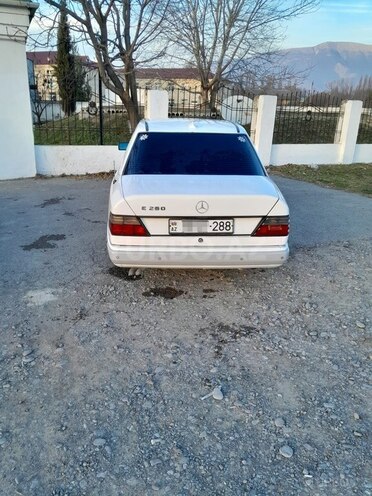 Mercedes E 230 1989, 222,222 km - 2.3 l - Göyçay