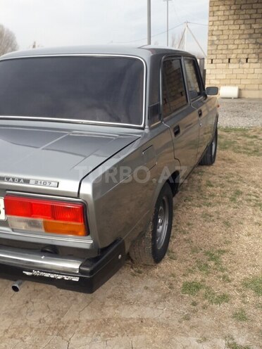 LADA (VAZ) 2107 2011, 92,000 km - 1.6 л - Saatlı