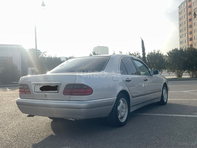 Mercedes E 280 1999, 260,000 km - 2.8 l - Xırdalan