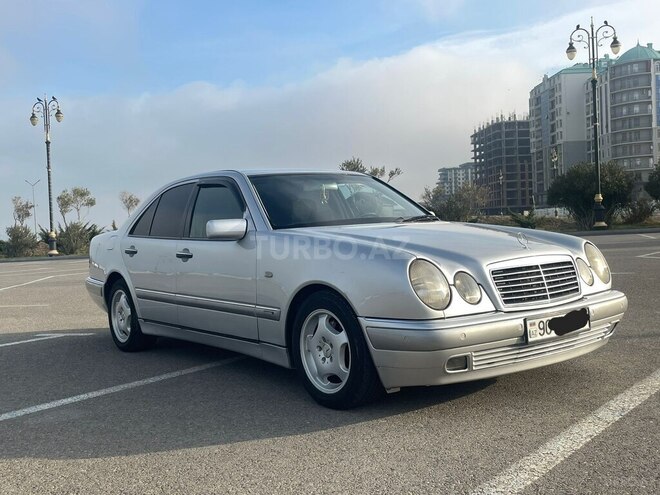 Mercedes E 280 1999, 260,000 km - 2.8 l - Xırdalan