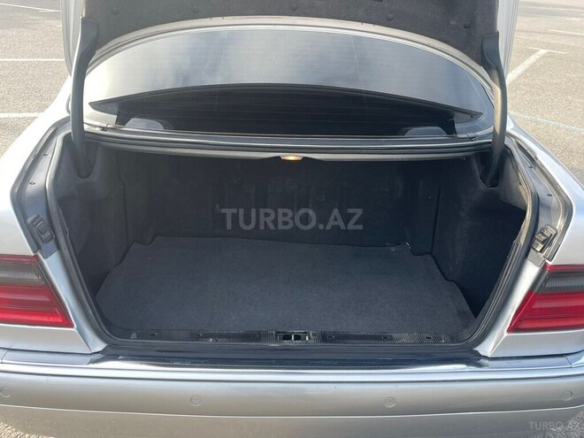 Mercedes E 280 1999, 260,000 km - 2.8 l - Xırdalan