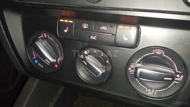 Volkswagen Jetta 2015, 120,000 km - 1.8 л - Bakı