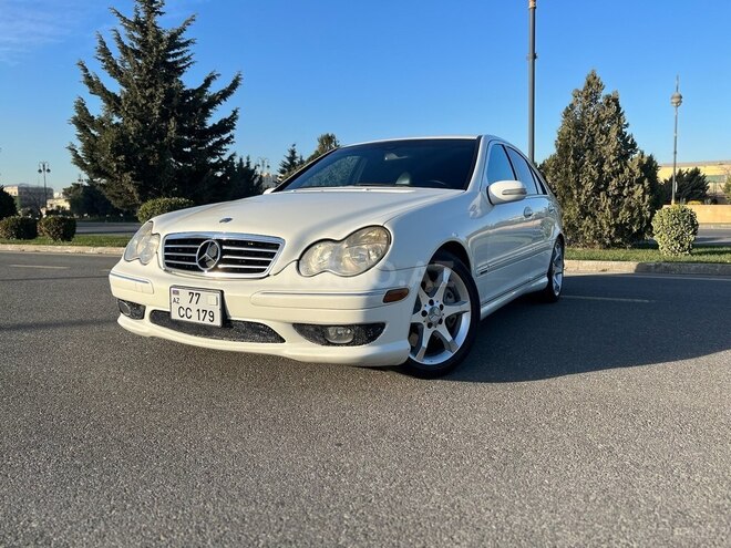Mercedes C 250 2007, 330,000 km - 2.5 л - Bakı