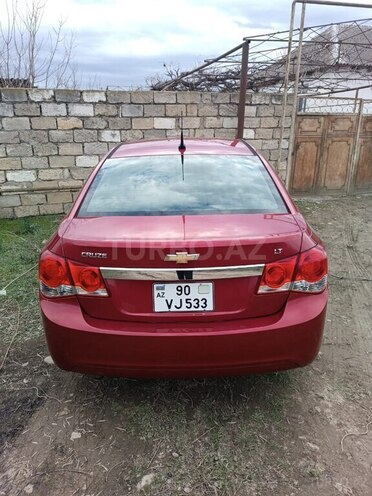 Chevrolet Cruze 2010, 290,000 km - 1.4 l - Salyan