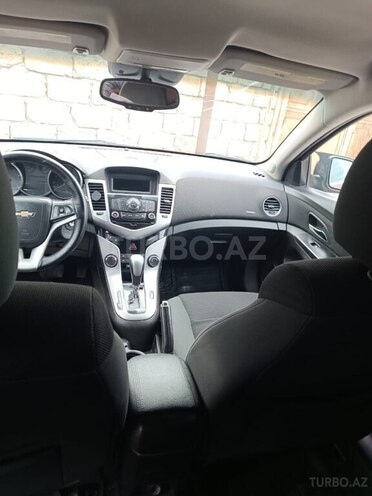 Chevrolet Cruze 2010, 290,000 km - 1.4 l - Salyan