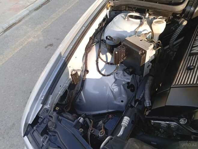 BMW 523 1999, 192,000 km - 2.3 l - Xırdalan