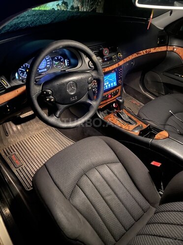 Mercedes E 220 2007, 271,000 km - 2.2 l - Bakı