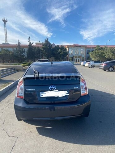 Toyota Prius 2014, 133,796 km - 1.8 л - Bakı