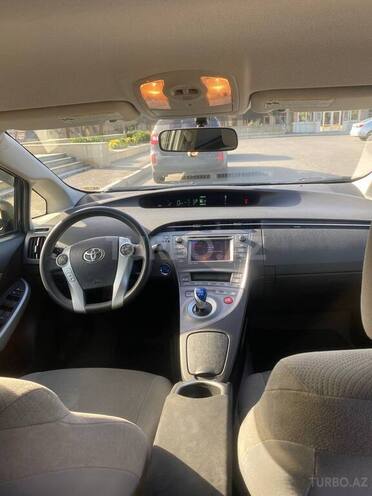 Toyota Prius 2014, 133,796 km - 1.8 л - Bakı