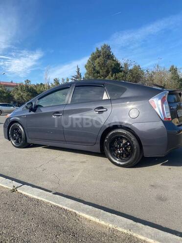Toyota Prius 2014, 133,796 km - 1.8 л - Bakı