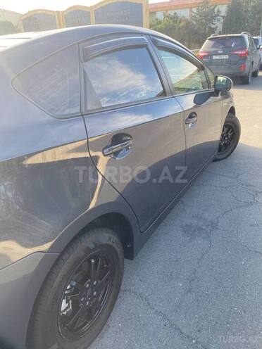 Toyota Prius 2014, 133,796 km - 1.8 л - Bakı