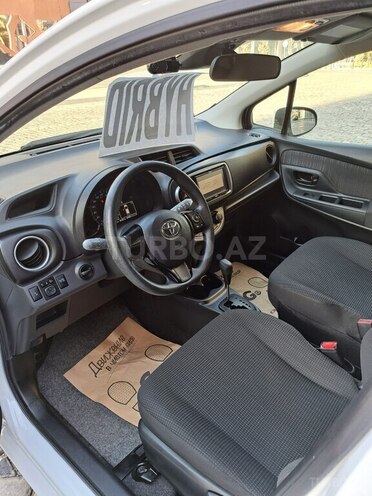 Toyota Yaris 2017, 38,000 km - 1.5 l - Bakı