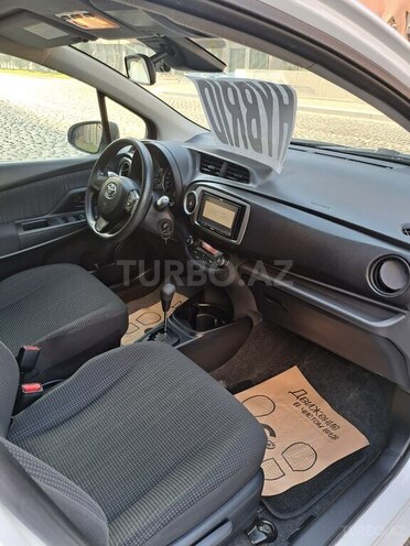Toyota Yaris 2017, 38,000 km - 1.5 l - Bakı