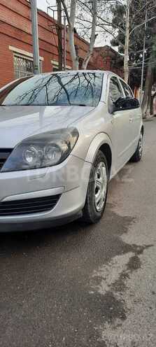 Opel Astra 2004, 286,000 km - 1.4 l - Gəncə