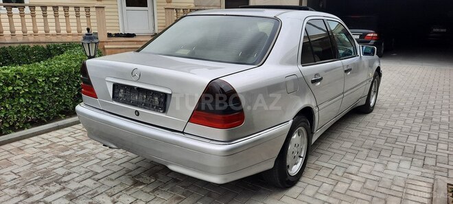 Mercedes C 240 1998, 286,000 km - 2.4 л - Bakı