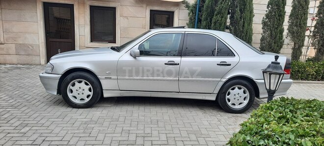 Mercedes C 240 1998, 286,000 km - 2.4 л - Bakı