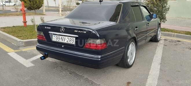 Mercedes E 220 1994, 400,000 km - 2.2 l - Bakı