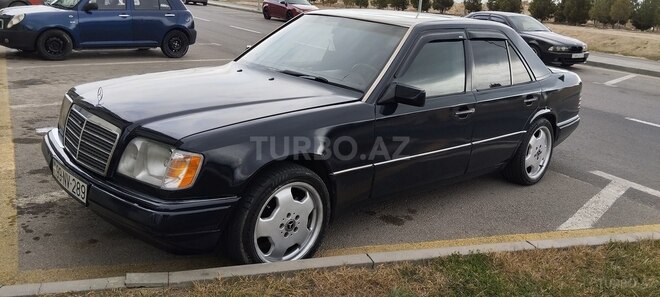 Mercedes E 220 1994, 400,000 km - 2.2 l - Bakı