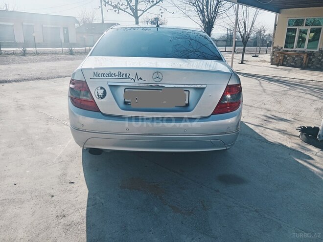 Mercedes C 200 2007, 228,000 km - 2.2 l - Şəki