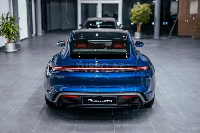 Porsche Taycan GTS