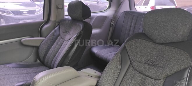 Kia Carnival 2011, 168,000 km - 2.2 l - Bakı