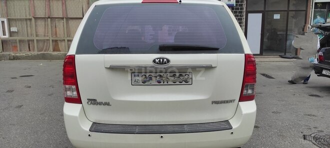 Kia Carnival 2011, 168,000 km - 2.2 l - Bakı