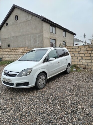 Opel Zafira 2006, 430,000 km - 1.9 l - Qusar