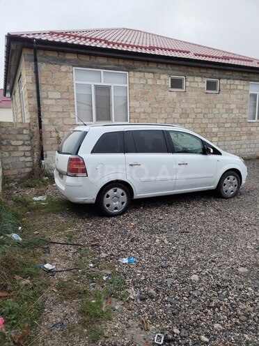 Opel Zafira 2006, 430,000 km - 1.9 l - Qusar