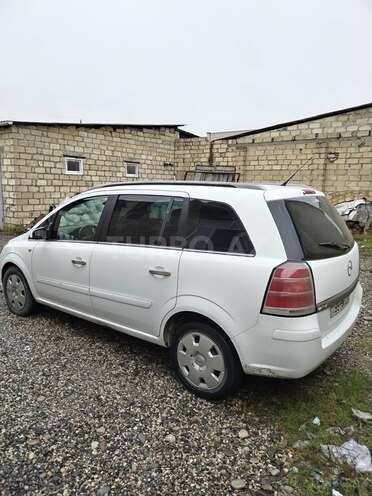 Opel Zafira 2006, 430,000 km - 1.9 l - Qusar