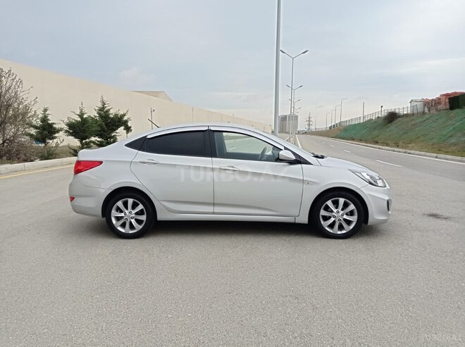 Hyundai Accent 2014, 125,000 km - 1.6 l - Bakı