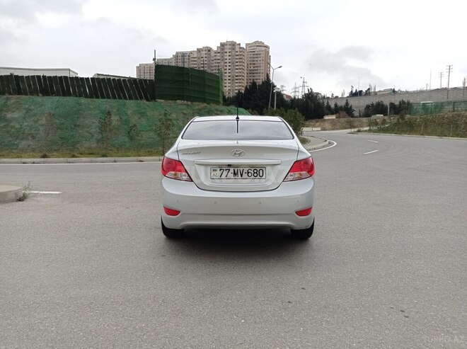 Hyundai Accent 2014, 125,000 km - 1.6 l - Bakı