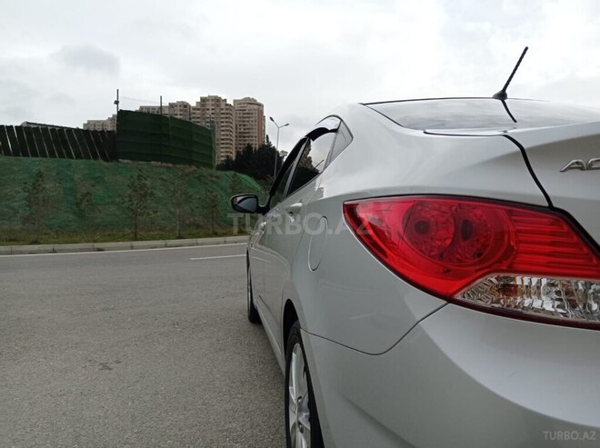 Hyundai Accent 2014, 125,000 km - 1.6 l - Bakı