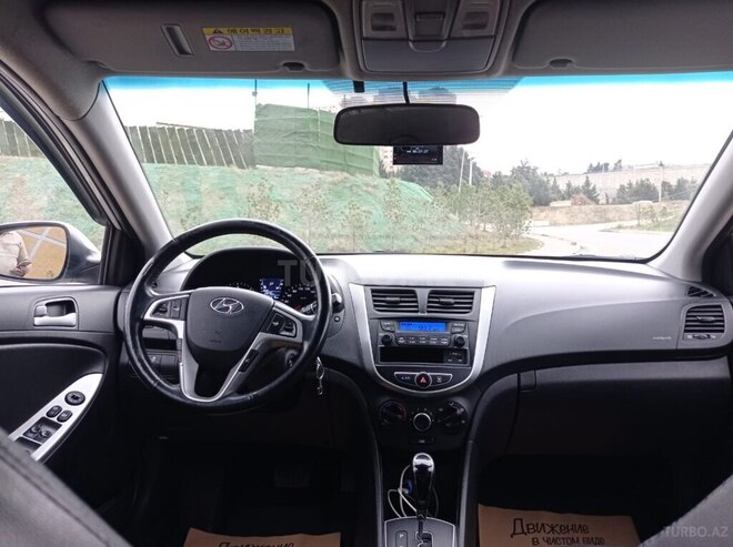 Hyundai Accent 2014, 125,000 km - 1.6 l - Bakı