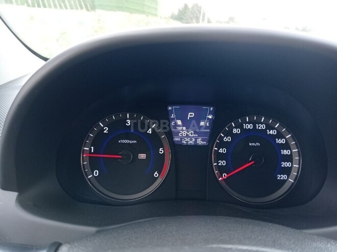 Hyundai Accent 2014, 125,000 km - 1.6 l - Bakı