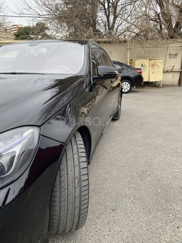 Mercedes E 220 2015, 222,110 km - 2.2 л - Bakı