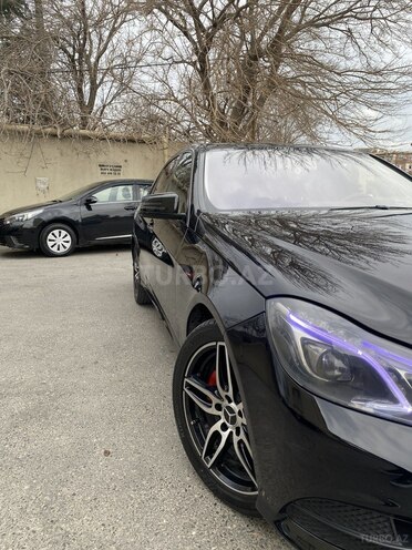 Mercedes E 220 2015, 222,110 km - 2.2 л - Bakı