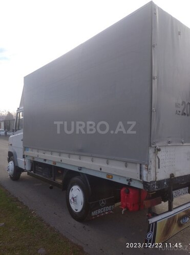 Mercedes Vario 1999, 350,000 km - 2.9 l - Zaqatala