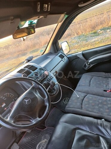 Mercedes Vito 112 2002, 394,000 km - 2.2 l - Ucar