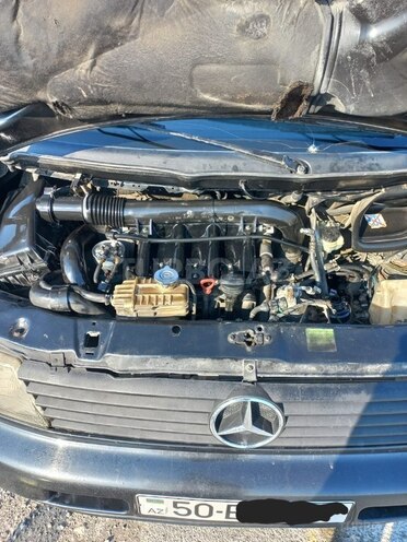 Mercedes Vito 112 2002, 394,000 km - 2.2 l - Ucar