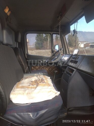 Mercedes Vario 1999, 350,000 km - 2.9 l - Zaqatala