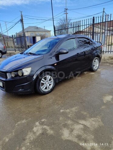Chevrolet Aveo 2012, 389,001 km - 1.4 l - Qusar
