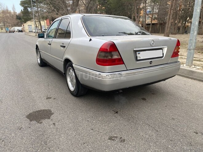 Mercedes C 220 1993, 354,877 km - 2.2 l - Bakı